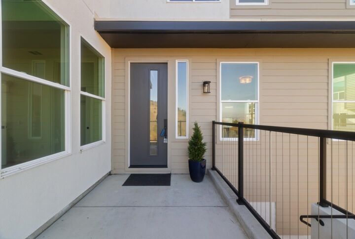 Property Photo:  827 Fassler Avenue  CA 94044 