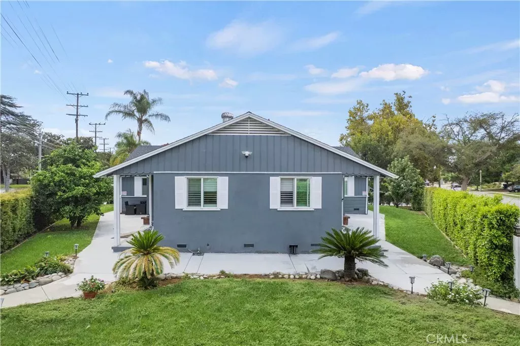 Property Photo:  241 N San Marino  CA 91775 