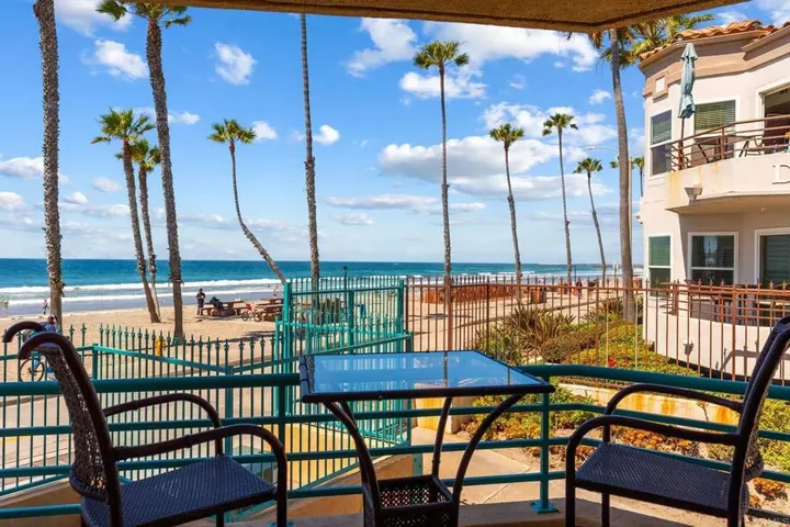 Property Photo: 400 N The Strand 7 CA 92054