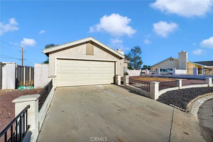 Property Photo:  9189 Applewood  CA 92344 
