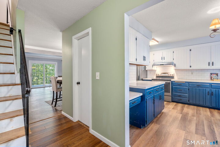 Property Photo:  112 Queens Road 112  CT 06790 
