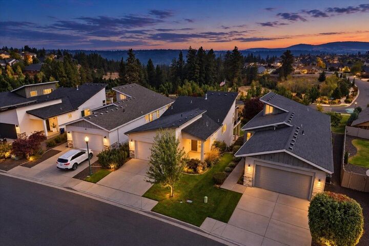 Property Photo:  6815 S Blackwing Ct  WA 99224 