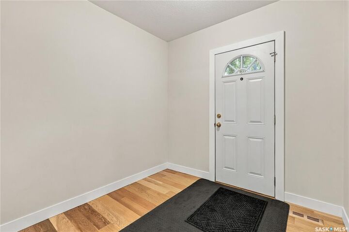 Property Photo: 3231 Robinson Street SK S4S 1V8