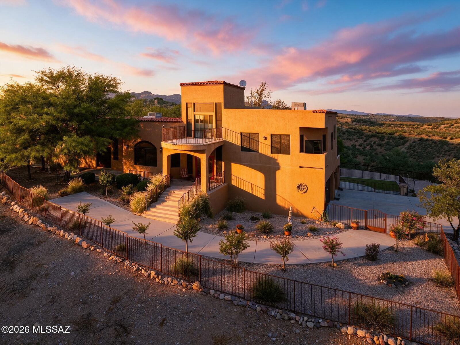 Property Photo: 496 Calle Cipres AZ 85648
