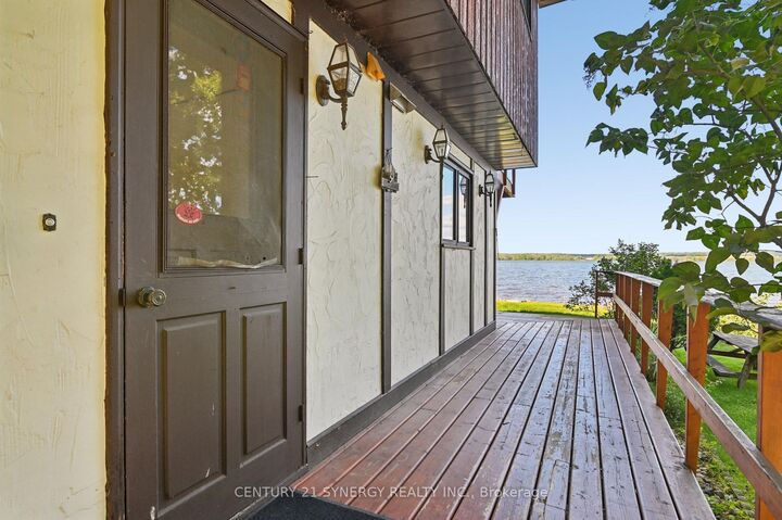 Photo de la propriété:  3056 Black Bay Lane  ON K7V 3Z8 