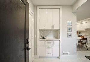 Property Photo:  263 East Avenue Bsmt  ON M1C 2W2 