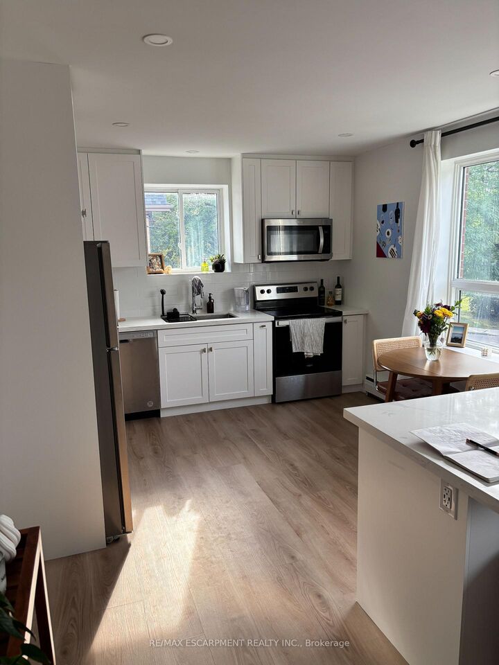 Property Photo: 2160 Ghent Avenue 4 ON L7R 1Y5