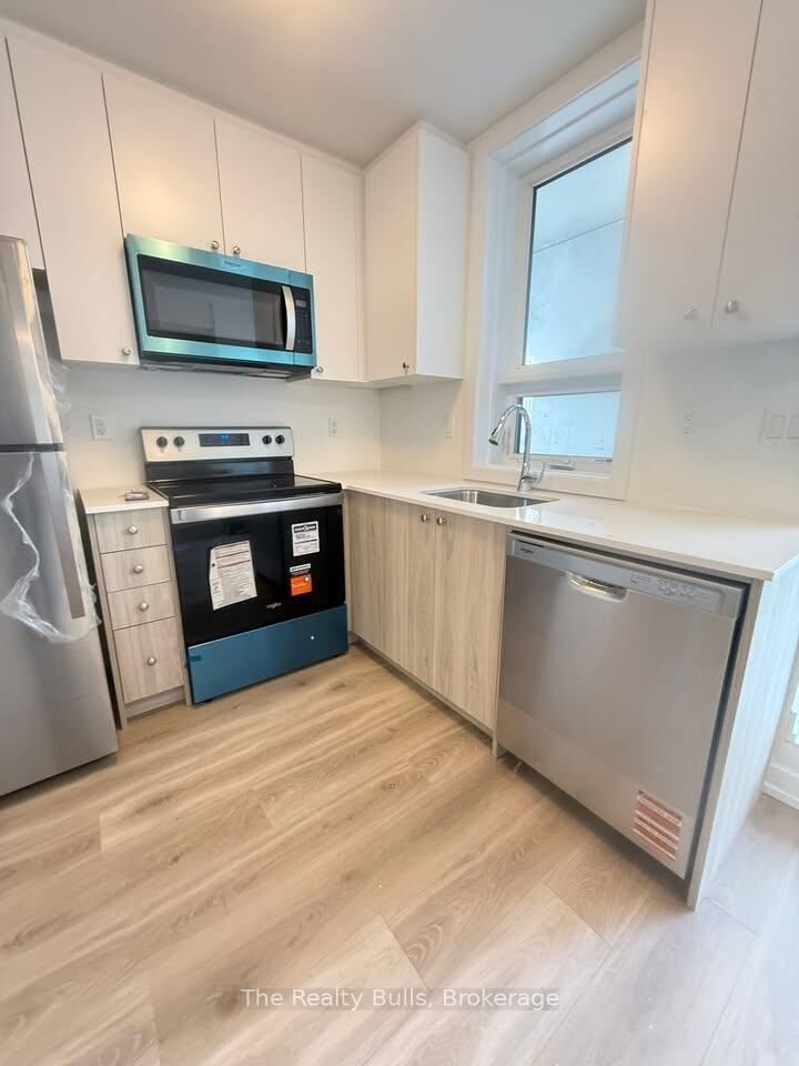 Property Photo:  25 Palace Street 359  ON N2E 3M6 