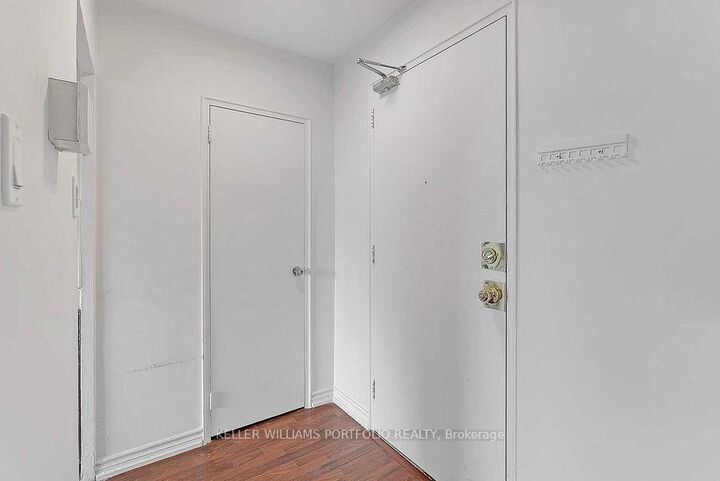 Property Photo: 921 Midland Avenue 704 ON M1K 4G2