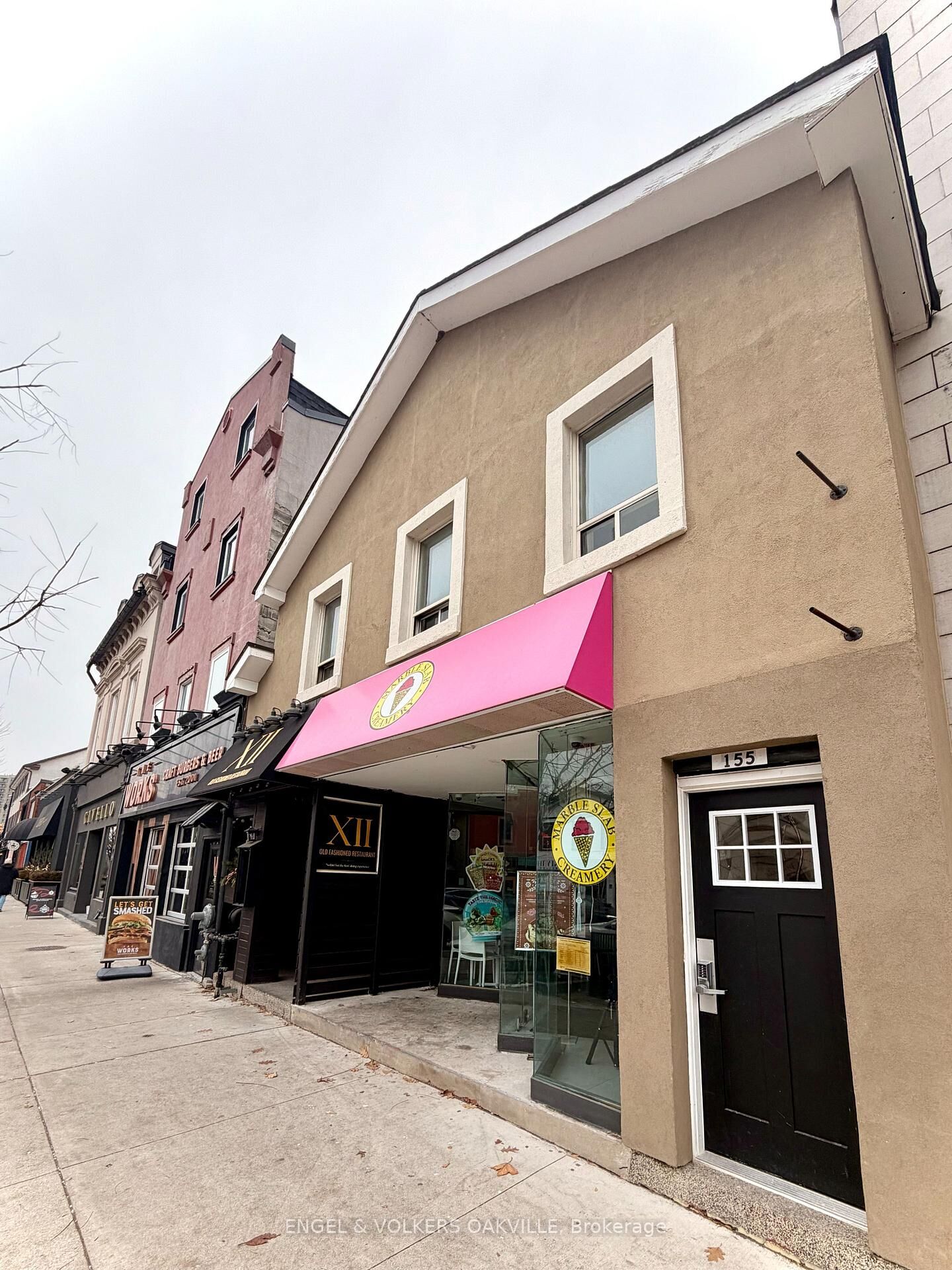 Property Photo:  155 Lakeshore Road E 3  ON L6J 5C3 