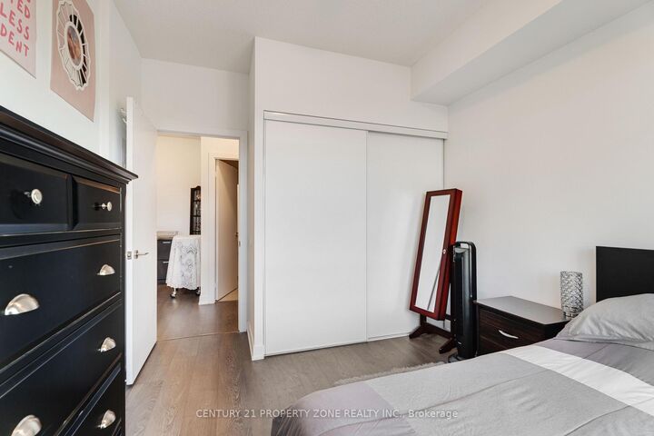 Property Photo:  251 Manitoba Street 1201  ON M8Y 4G9 