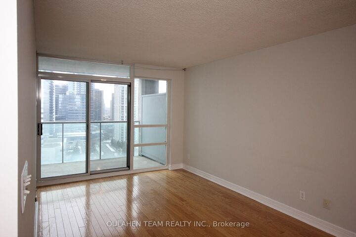 Property Photo: 16 Harrison Garden Boulevard 1512 ON M2N 7J6