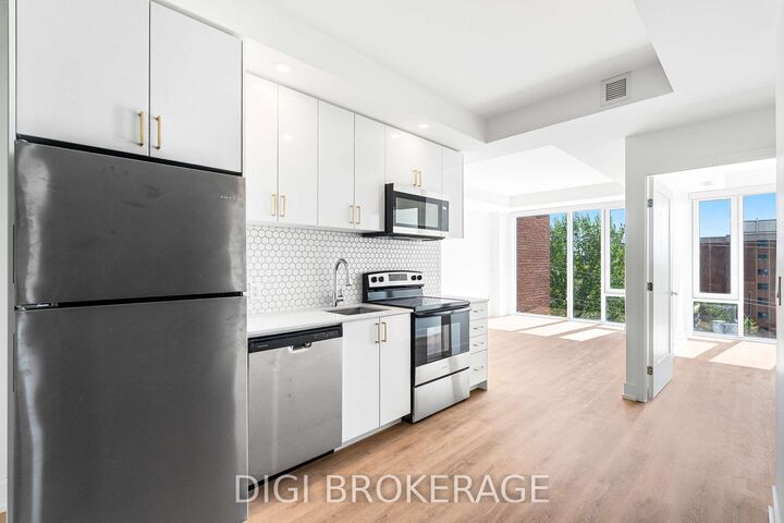 Property Photo:  2070 Scott Street 604  ON K1Z 0C8 