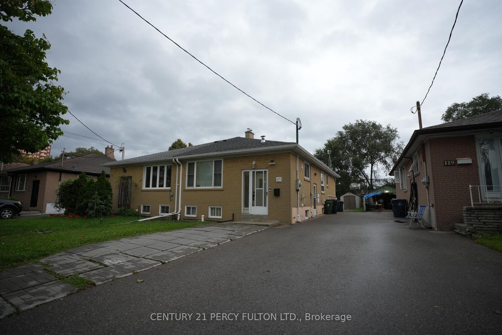 Property Photo:  117 Cordella Avenue  ON M6N 2K1 