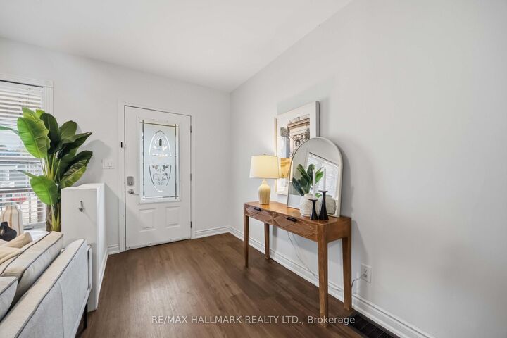 Property Photo:  44 Holley Avenue  ON M9N 2C5 