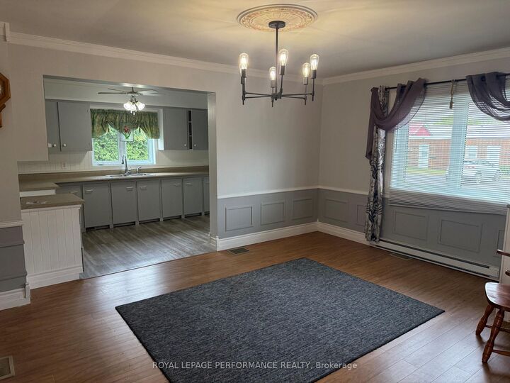 Property Photo:  1274 Main Street E  ON K6A 1C4 