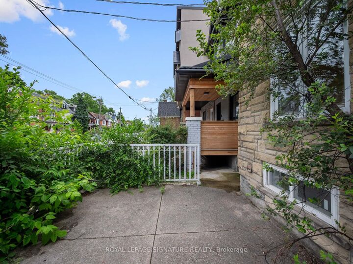 Property Photo:  570 Jones Avenue  ON M4J 3H1 
