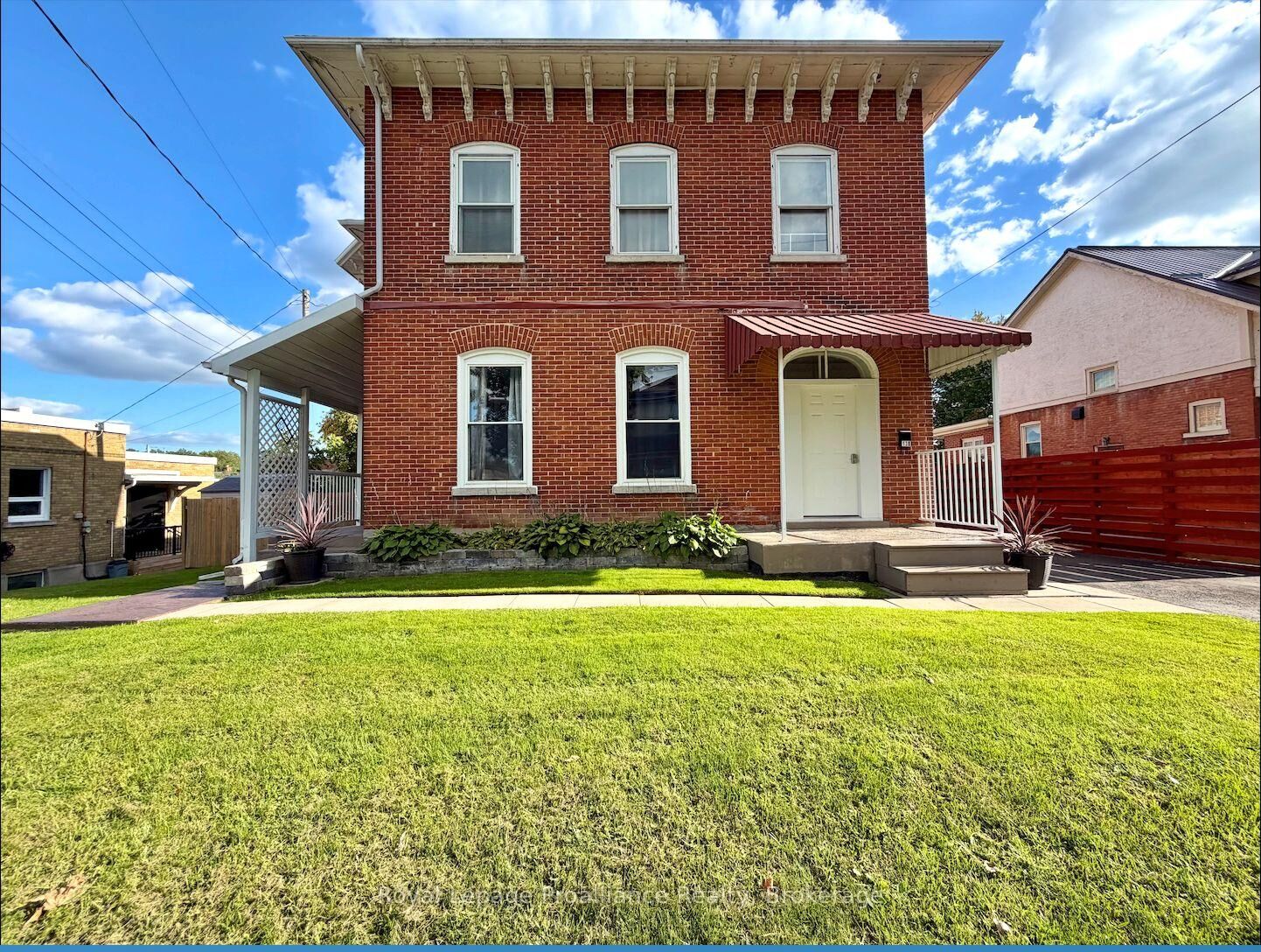 Property Photo:  13 Church Street  ON K0K 3E0 