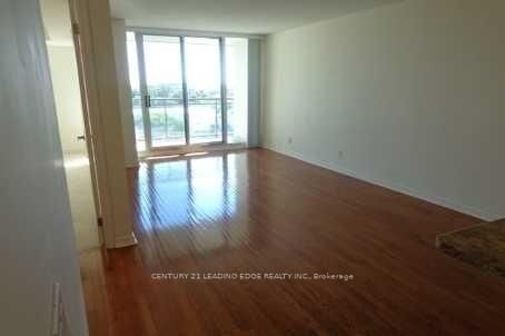Property Photo:  330 Red Maple Road 807  ON L4C 0T6 
