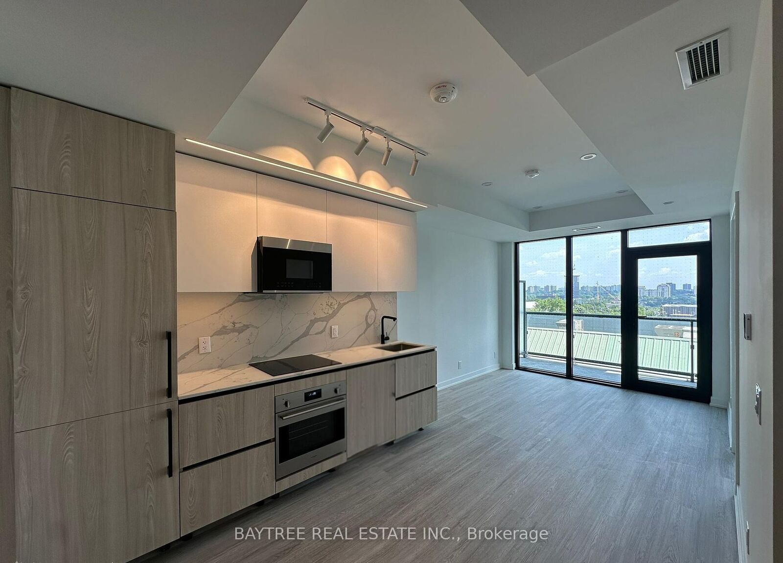Property Photo:  699 Sheppard Avenue E 603  ON M2K 0J5 