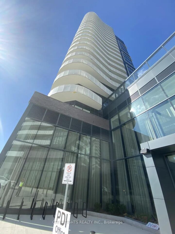 Property Photo:  7082 Islington Avenue 1909  ON L4L 1V8 