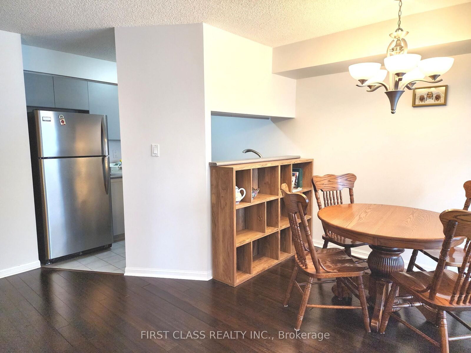 Property Photo:  24 Wellesley Street W 1306  ON M4Y 2X6 
