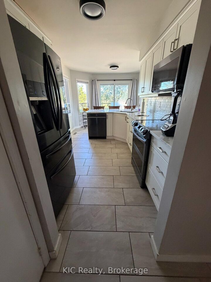 Property Photo:  23 Maple Avenue  ON K0L 2V0 