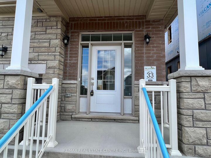 Property Photo:  156 Lumb Drive  ON N1T 0E7 