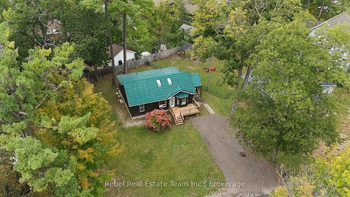 Property Photo:  29 Edgewood Drive  ON K0M 1N0 