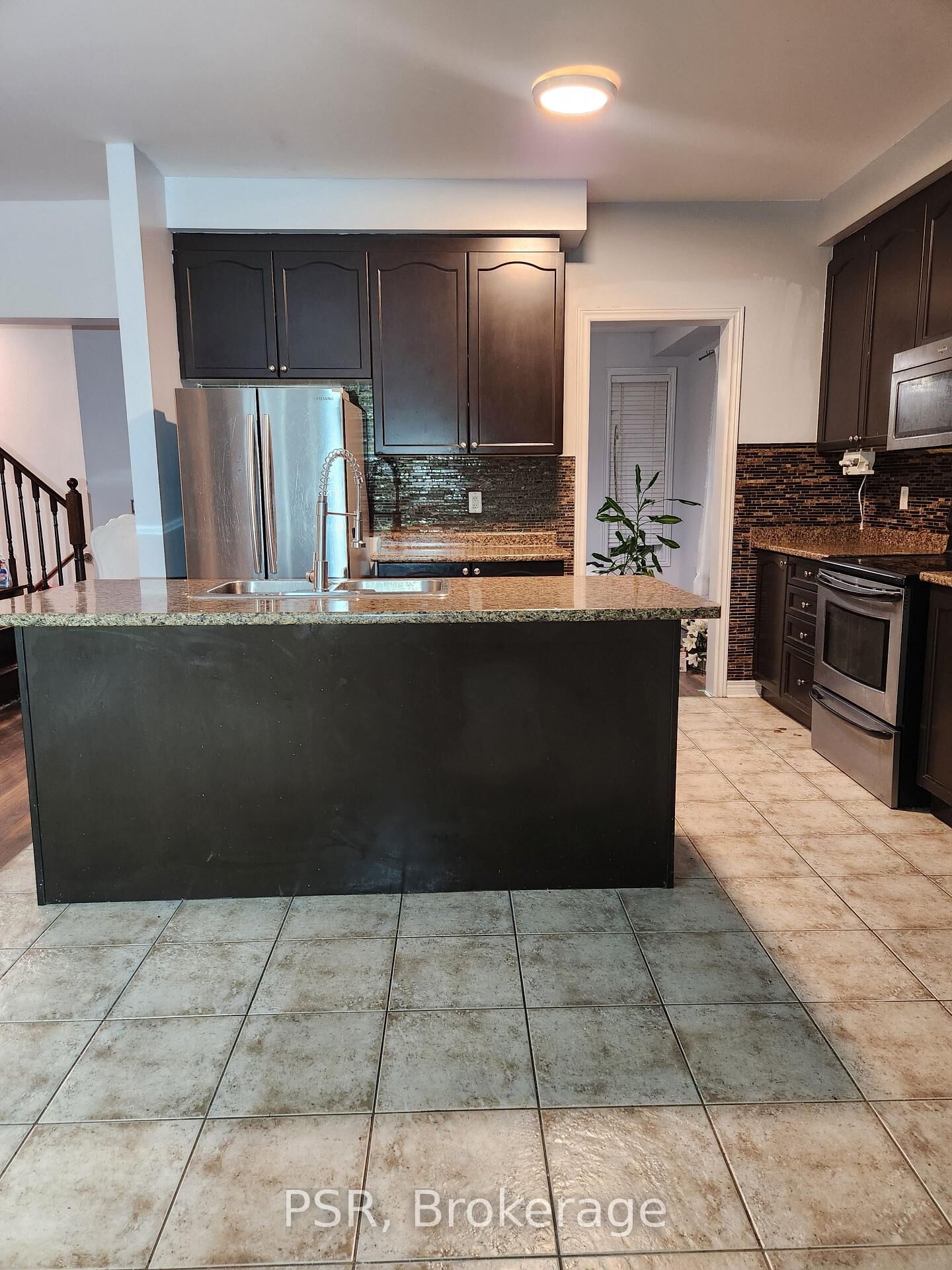 Property Photo:  737 Arthur Parker Avenue  ON N4T 0G7 