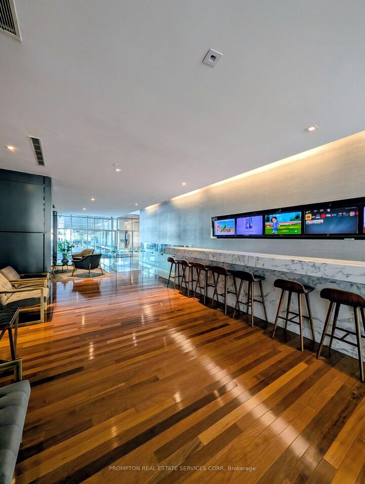 Property Photo:  25 Telegram Mews 3901  ON M5V 3Z1 