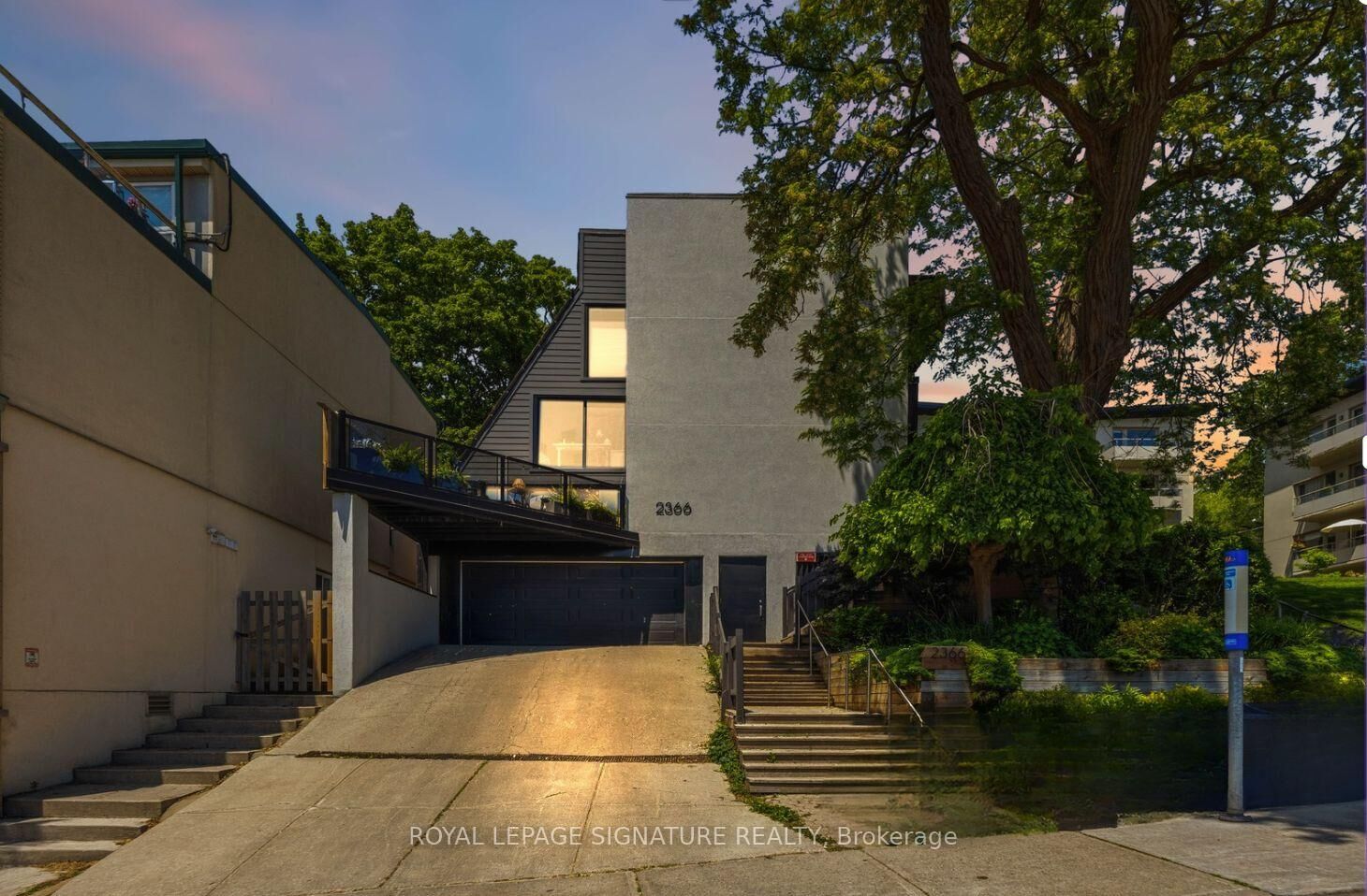 Property Photo: 2366 Queen Street E 7 ON M4E 1H4