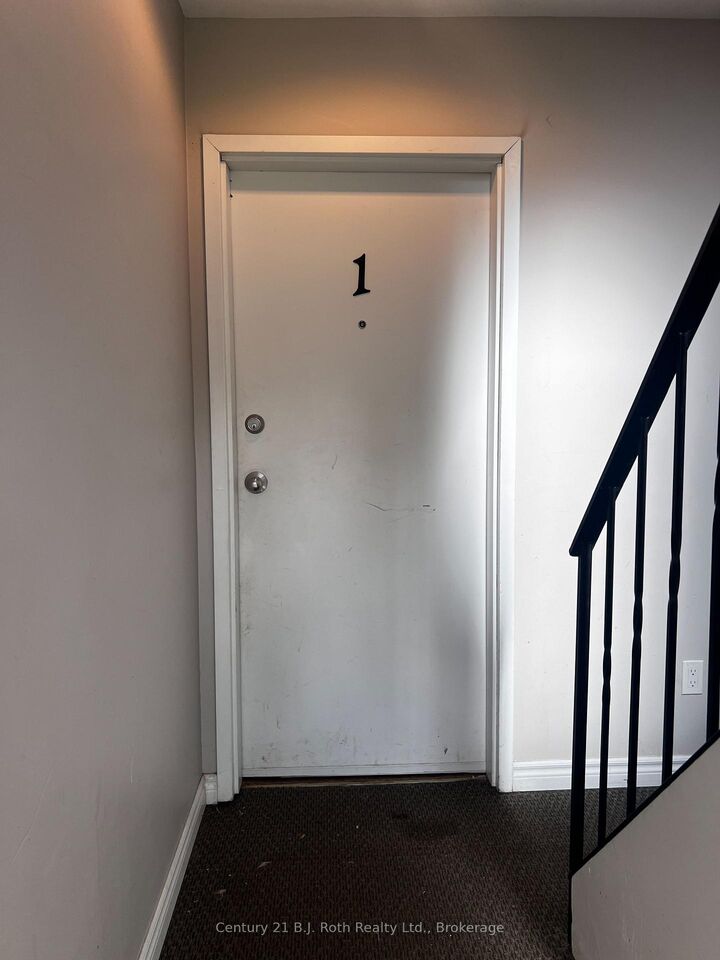 Property Photo:  520 High Street Unit 1  ON L3V 4Y1 