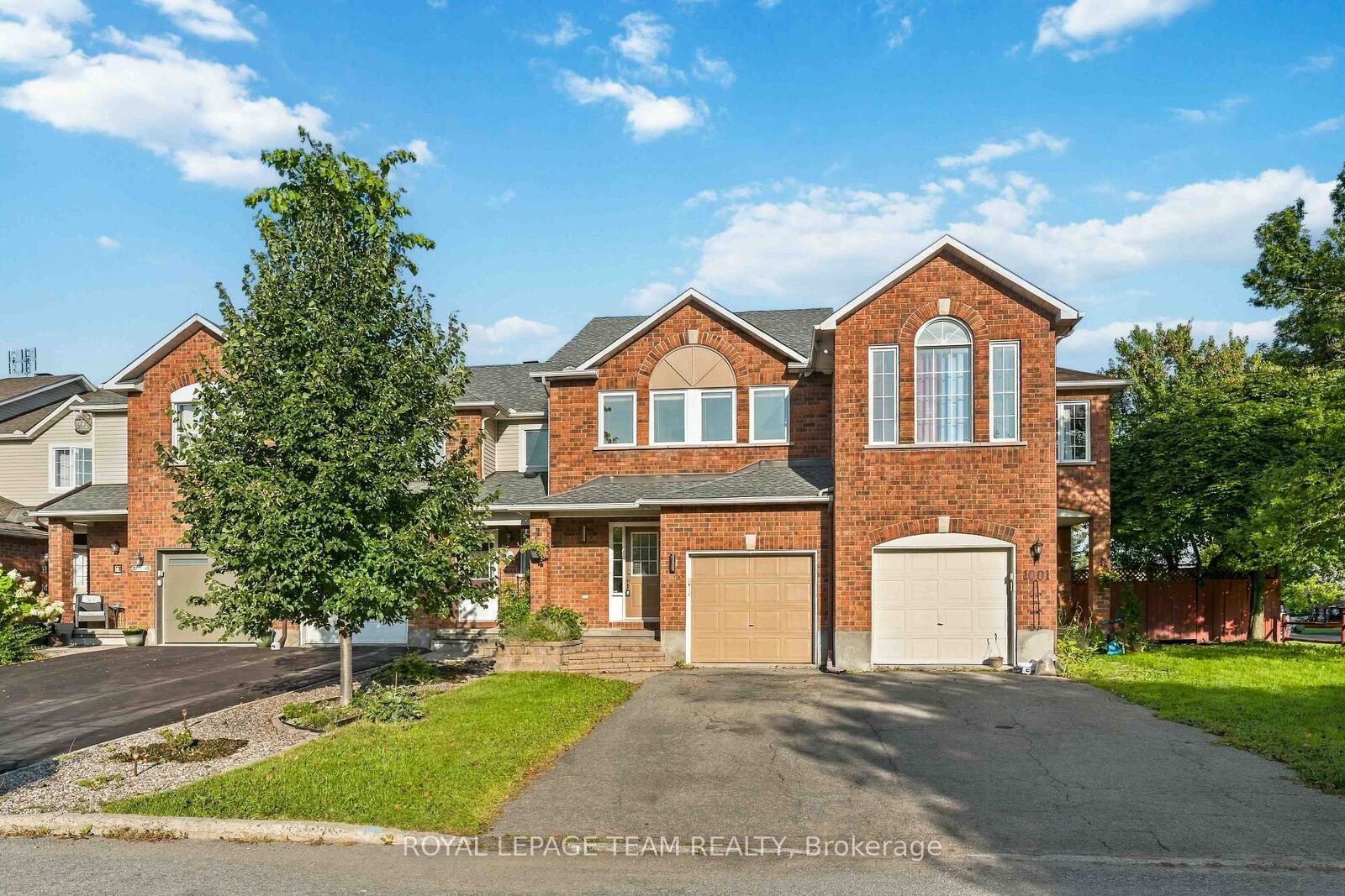 Property Photo:  999 Cove Island Terrace  ON K1V 1R3 