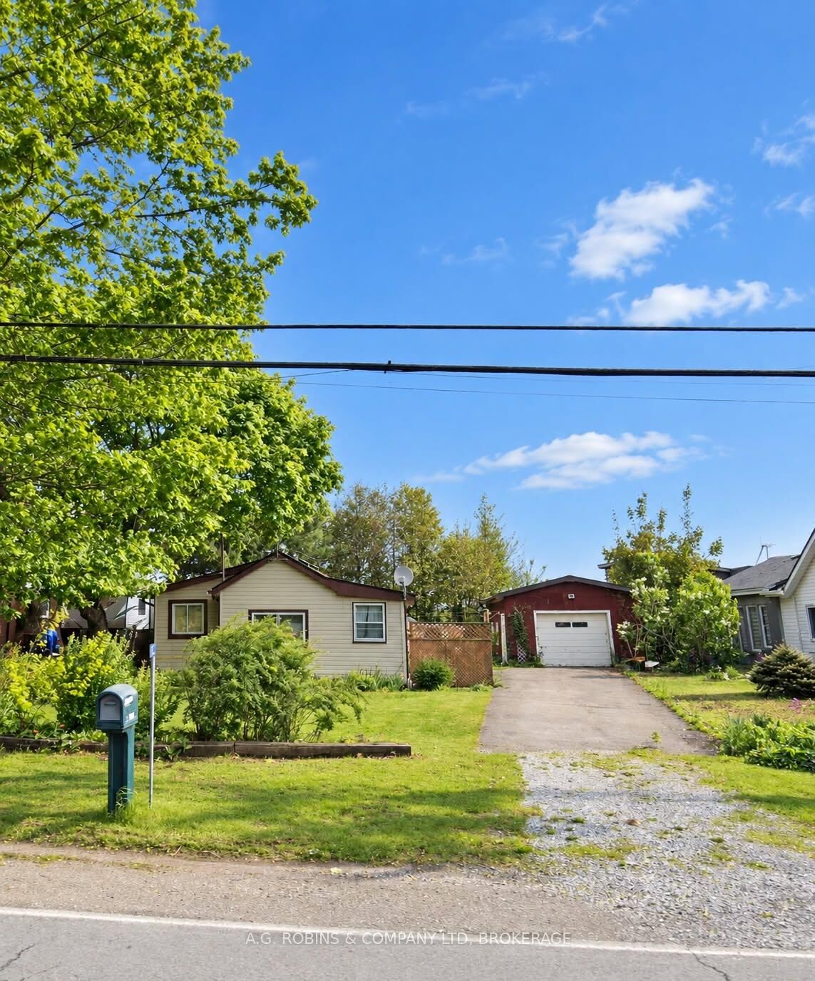 Property Photo:  12040 Lakeshore Road  ON L0S 1V0 