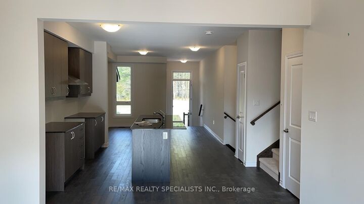 Property Photo:  3 Eberhardt Drive  ON L9Z 0K6 