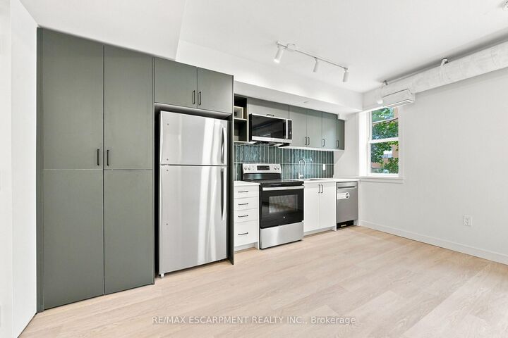 Property Photo:  325 James Street S 310  ON L8P 3B7 