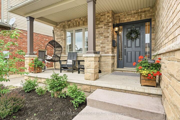 Property Photo:  53 Valiant Circle  ON L0R 1C0 