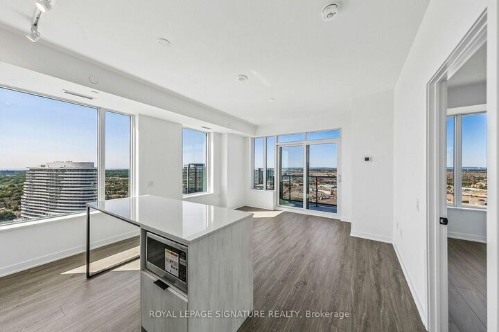 Property Photo:  2495 Eglinton Avenue W 2404  ON L5M 2T2 
