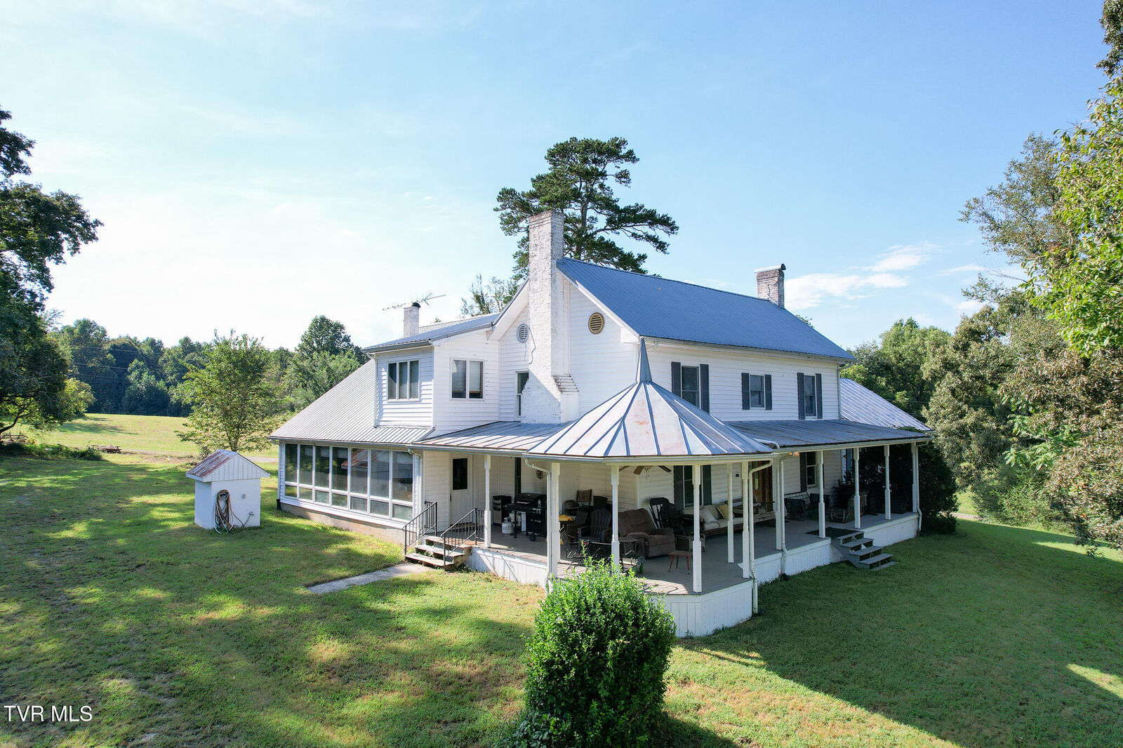 Property Photo: 386 Fox Road TN 37641