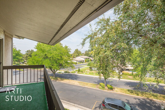 Property Photo: 5720 S Waterbury Way S K UT 84121