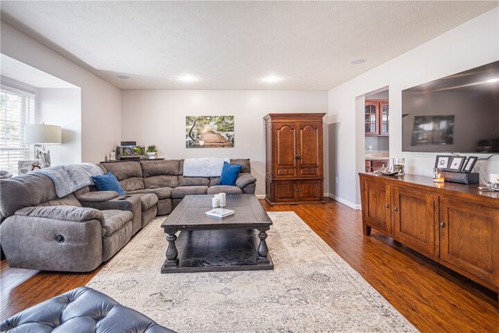 Property Photo: 502 Garden Way PA 15090