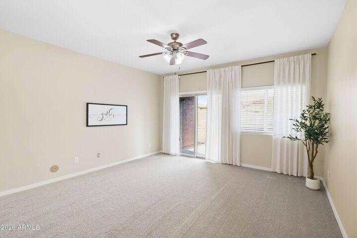 Property Photo:  422 W Evergreen Pear Avenue  AZ 85140 