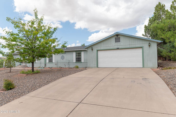Property Photo:  10710 E Quail Run Road  AZ 86325 