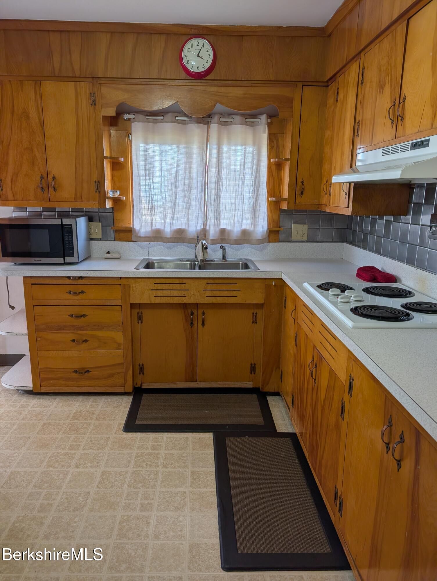 Property Photo:  135 Glen Ave A  MA 01247 