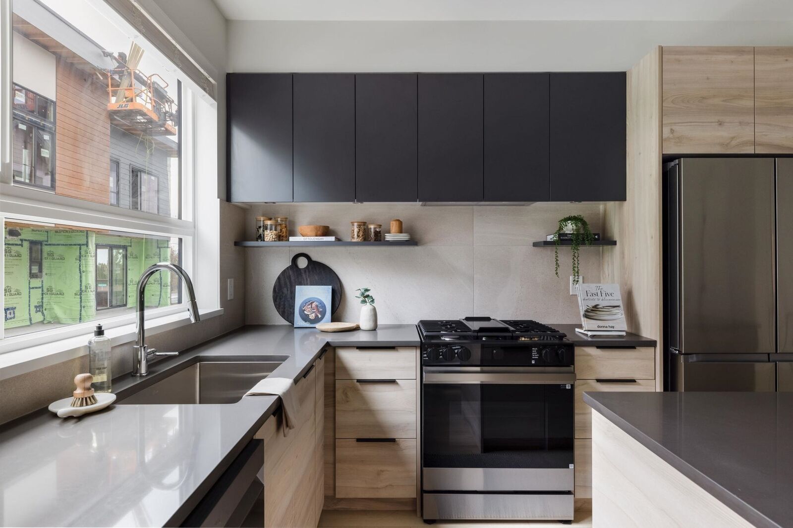 Property Photo:  30530 Cardinal Avenue 58  BC V2T 0L5 