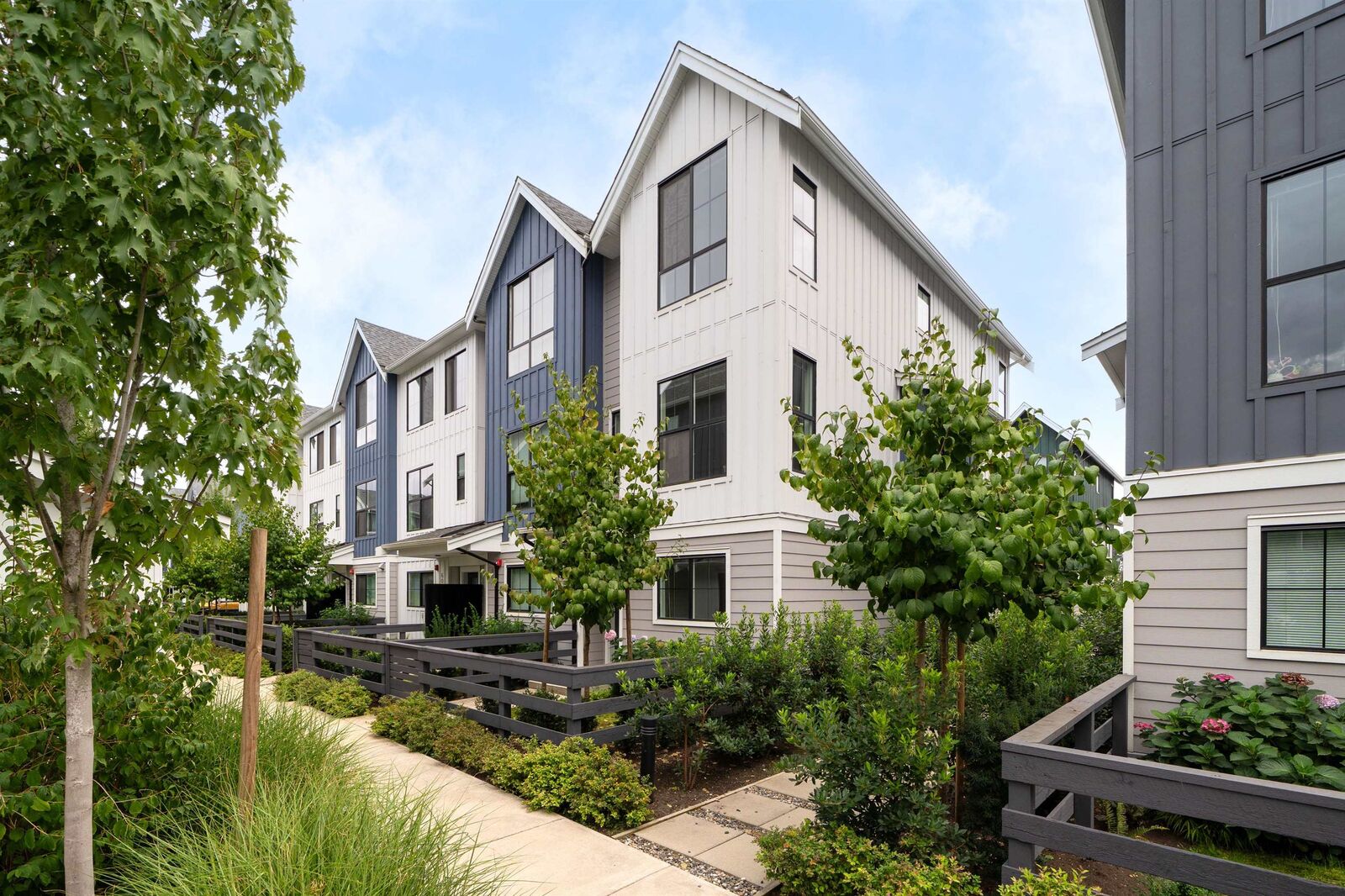 Photo de la propriété:  488 Furness Street 58  BC V3M 0M1 