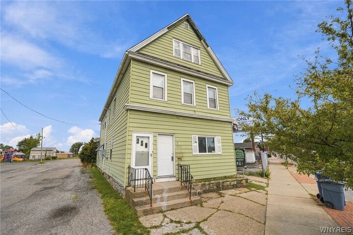 Property Photo:  2072 Genesee Street  NY 14211 