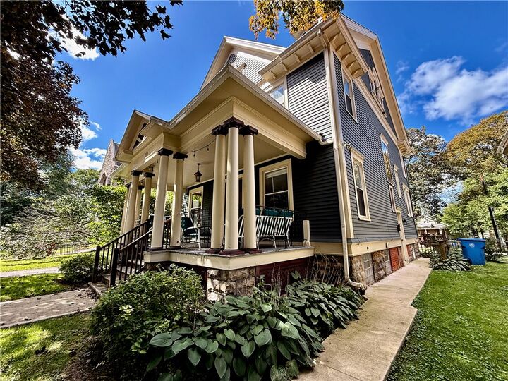 Property Photo:  253 Rosedale Street  NY 14620 