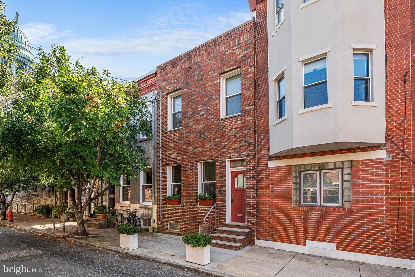 Property Photo:  734 Montrose Street  PA 19147 